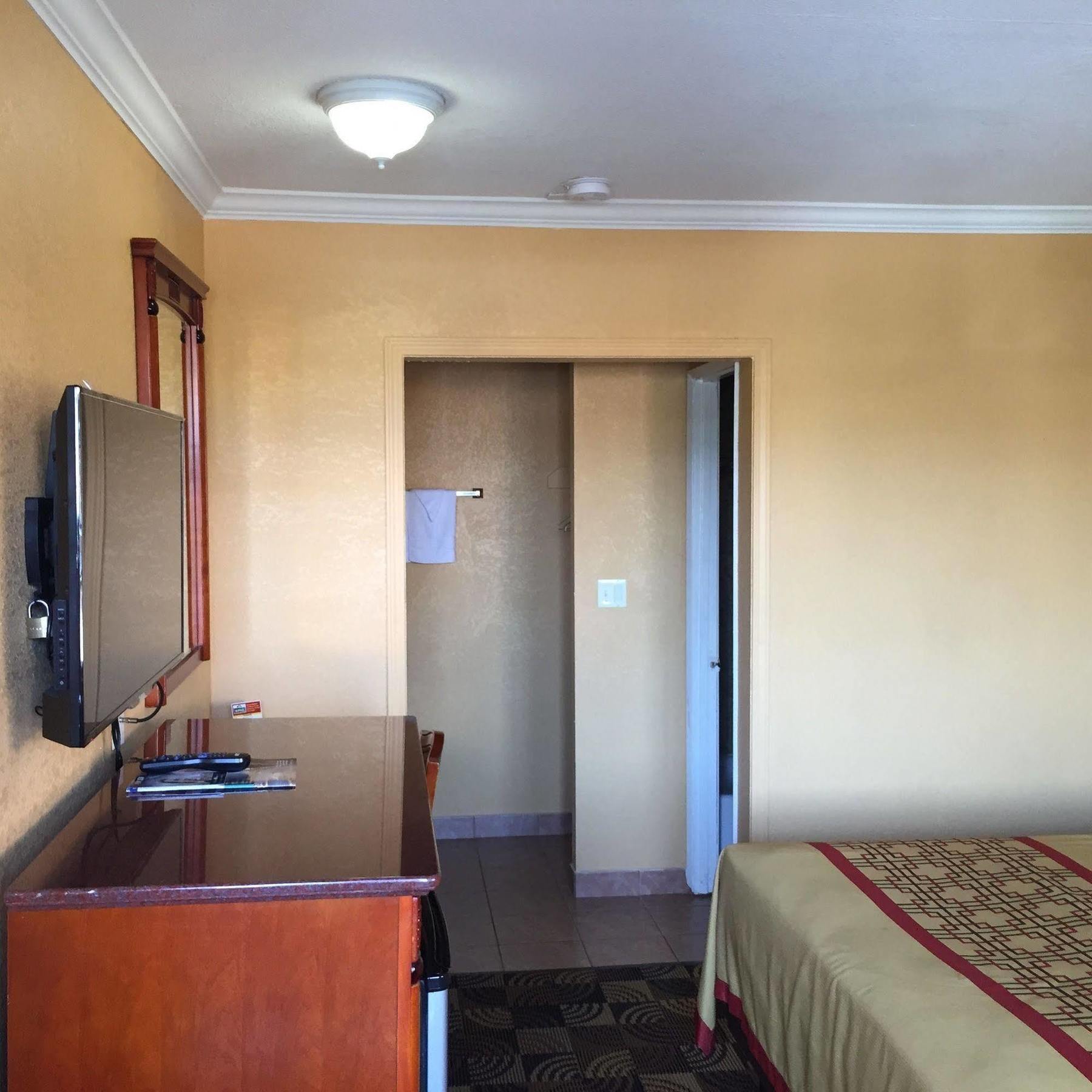 National City Motel Bagian luar foto