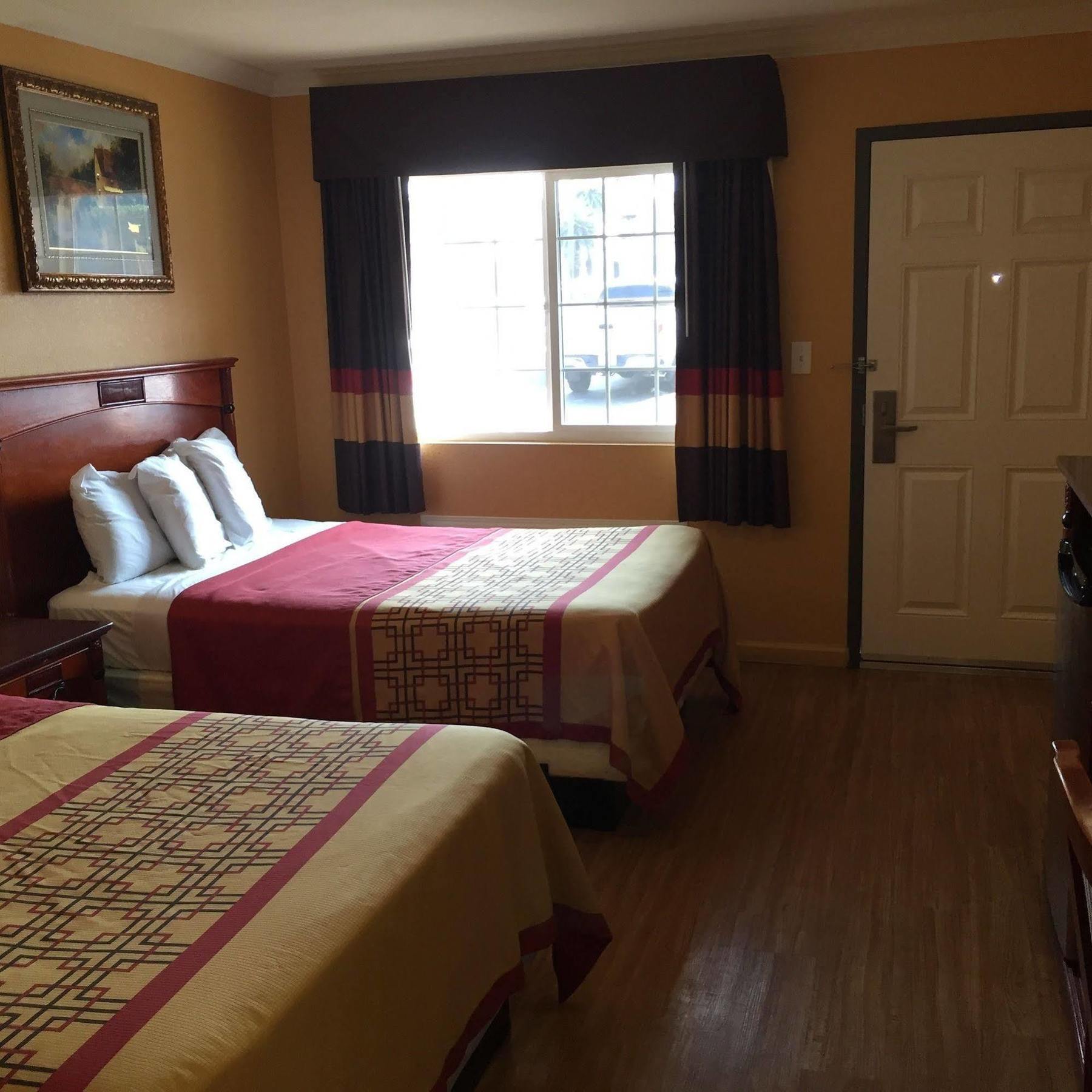 National City Motel Bagian luar foto