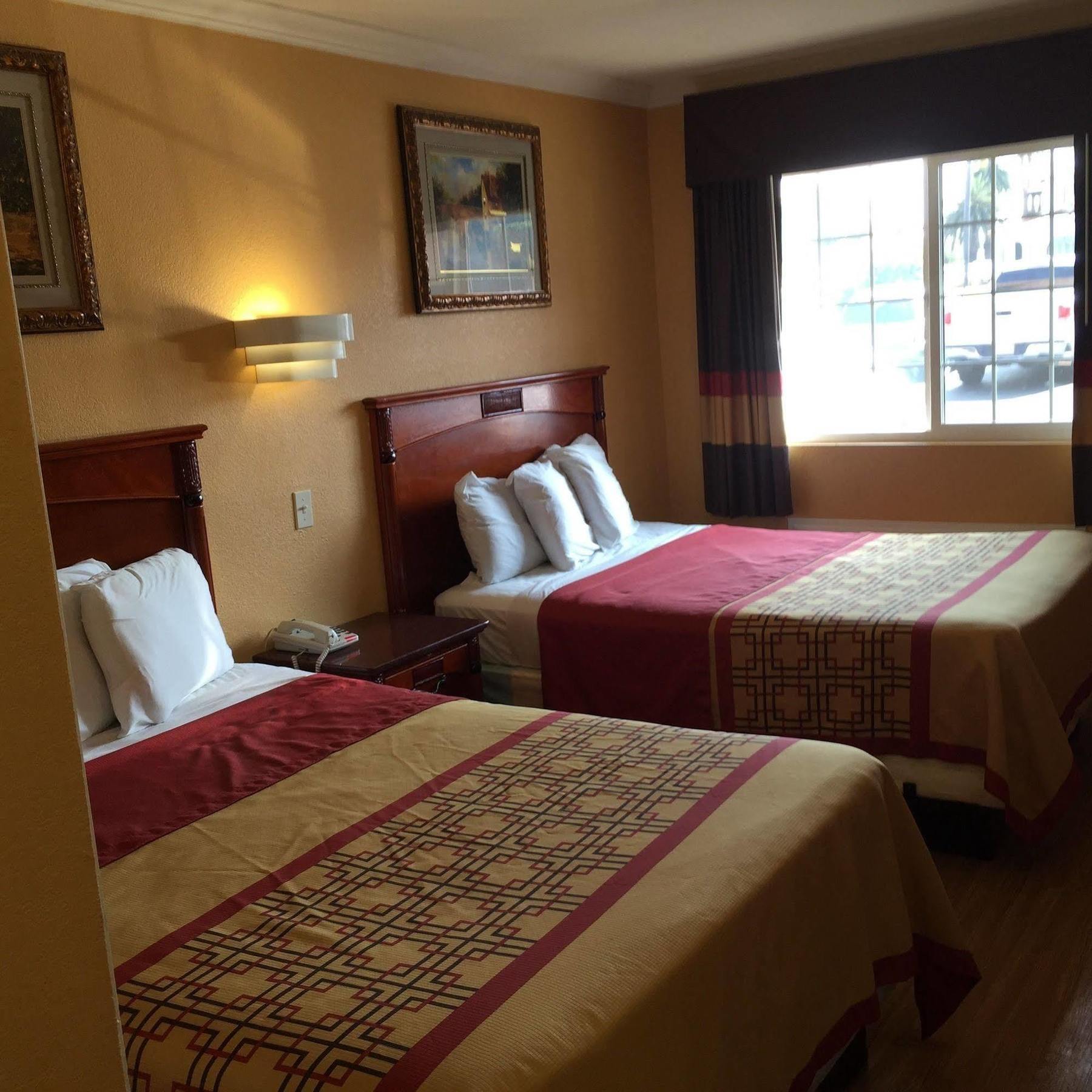 National City Motel Bagian luar foto